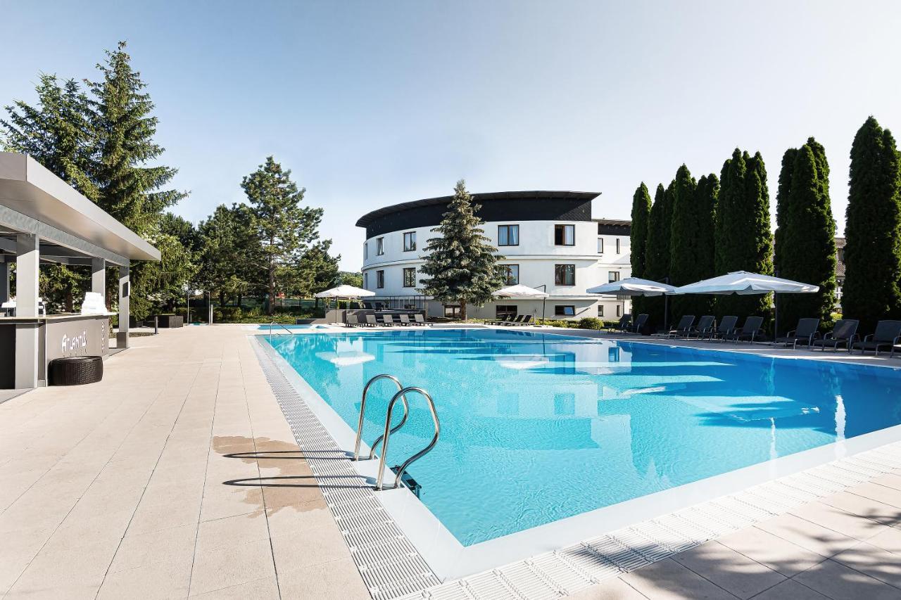 Hotel Atlantis Rozdrojovice Exterior photo