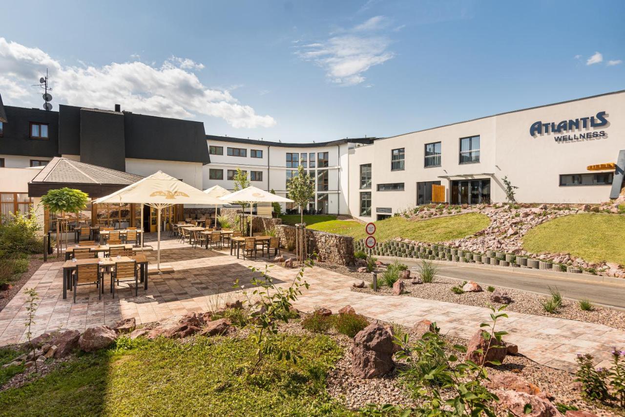 Hotel Atlantis Rozdrojovice Exterior photo
