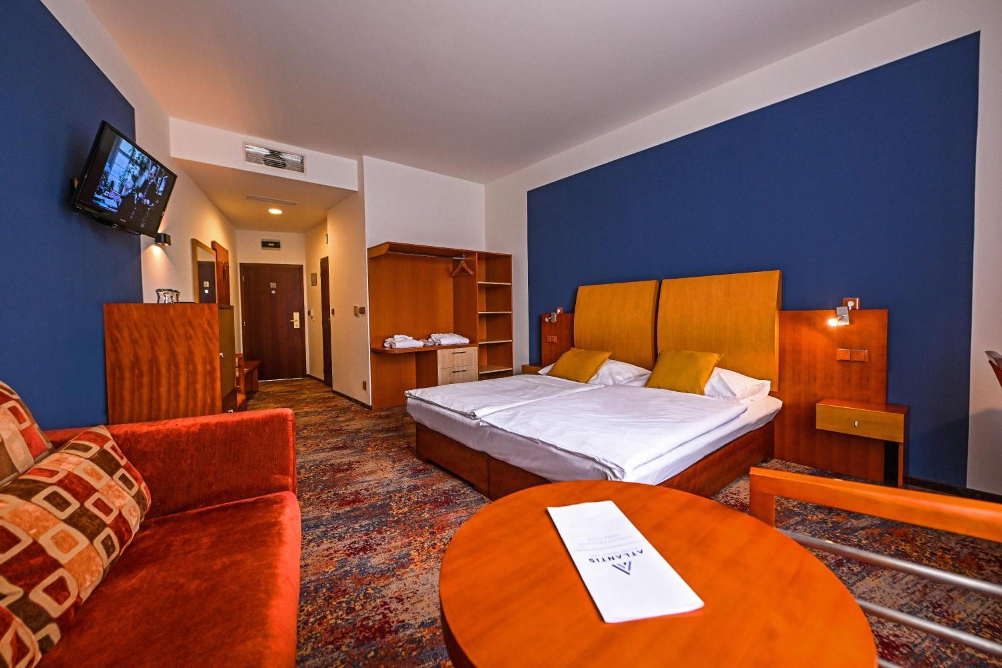 Hotel Atlantis Rozdrojovice Exterior photo